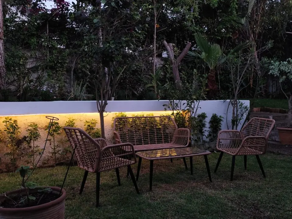 Jardin éclairé de nuit, villa à Hay Riad, Rabat