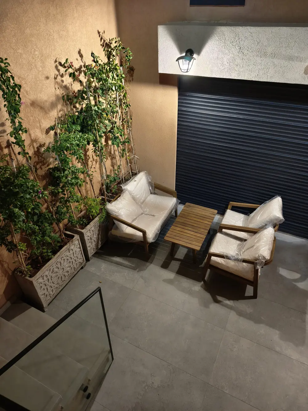 Terrasse livrée, villa contemporaine à Marrakech